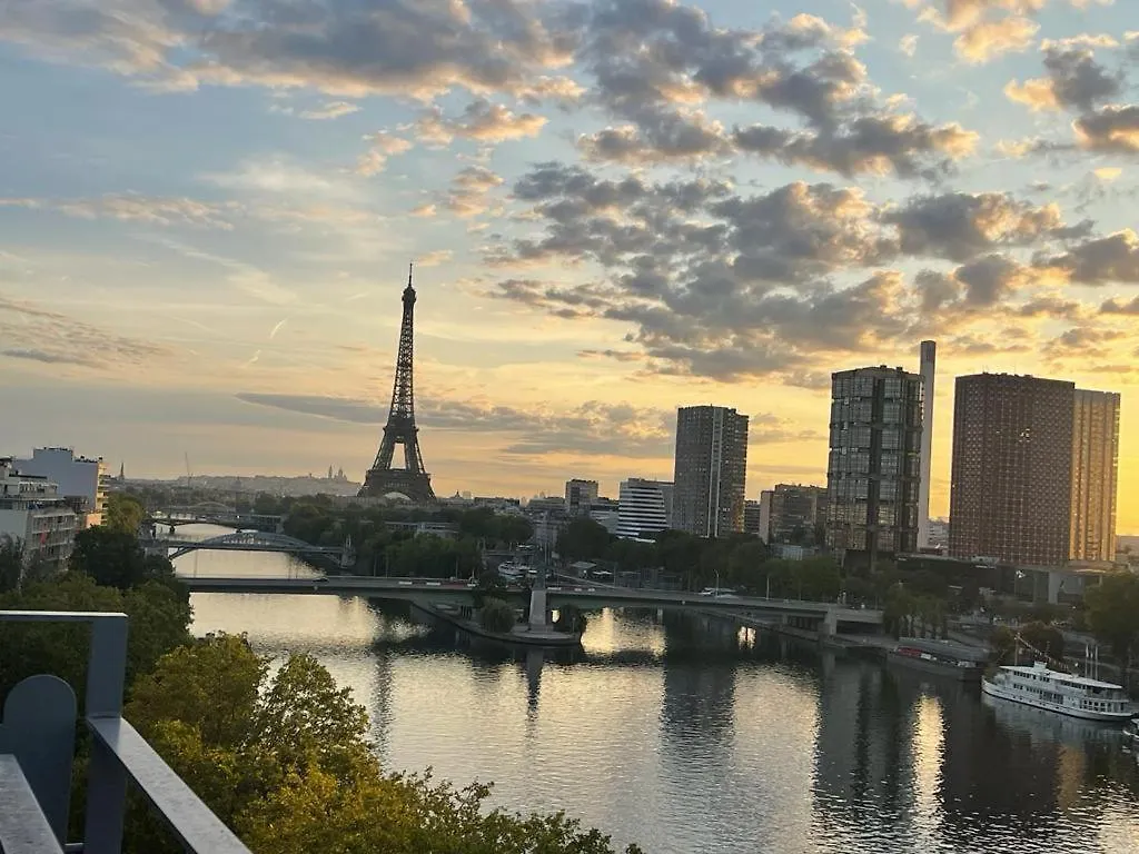 Apartment Appartement Vue Tour Eiffel Paris 16 Eme France