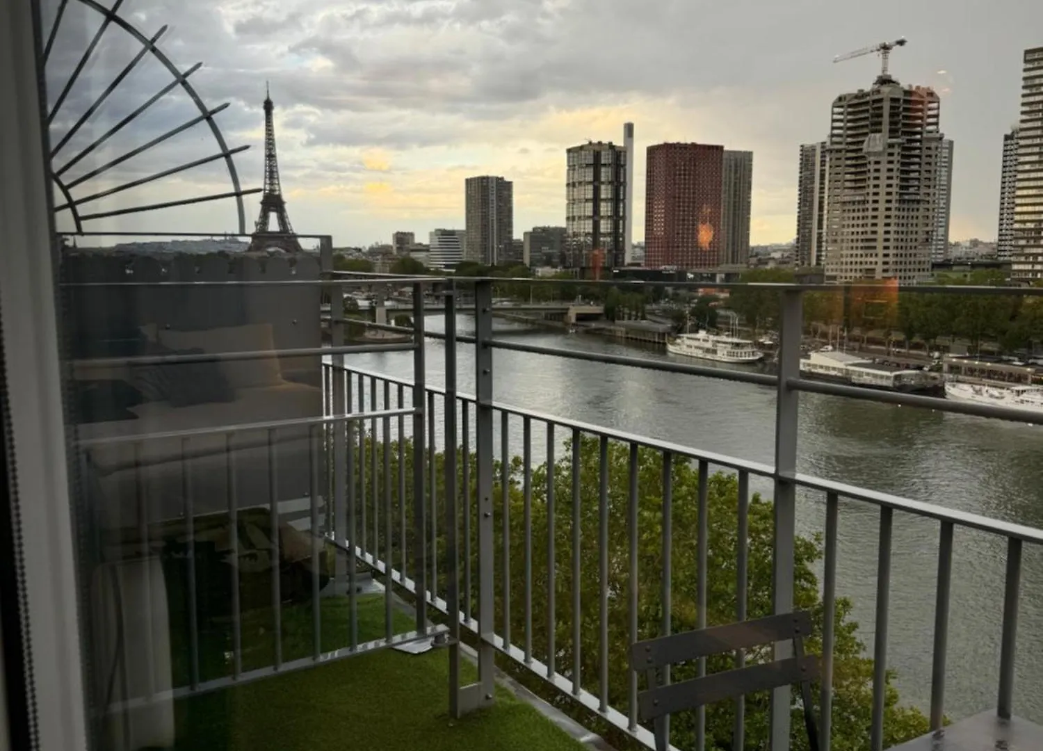 Appartement Vue Tour Eiffel Paris 16 Eme France