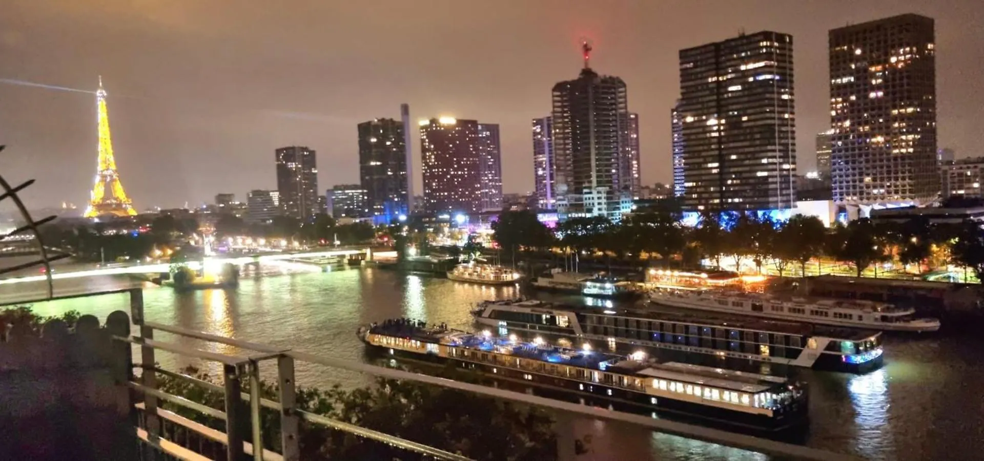 Lägenhet Appartement Vue Tour Eiffel Paris 16 Eme